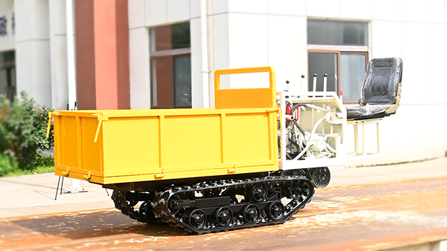 小巧而強(qiáng)悍：我們的小型履帶運(yùn)輸車