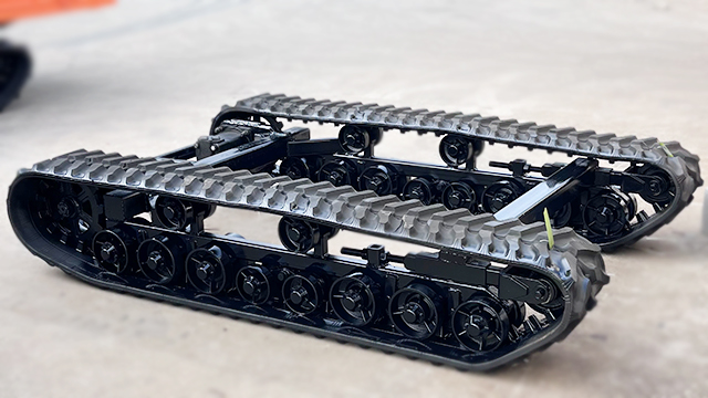 橡膠履帶底盤液壓馬達穩抗惡劣環境無壓力！