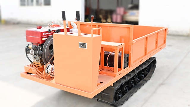 橙色履帶運輸車