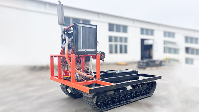 遙控履帶車-無級變速箱大馬力發(fā)動機