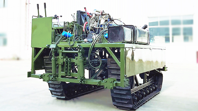 三角機(jī)械菠蘿履帶車