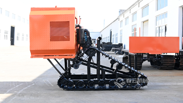 三角履帶車半成品